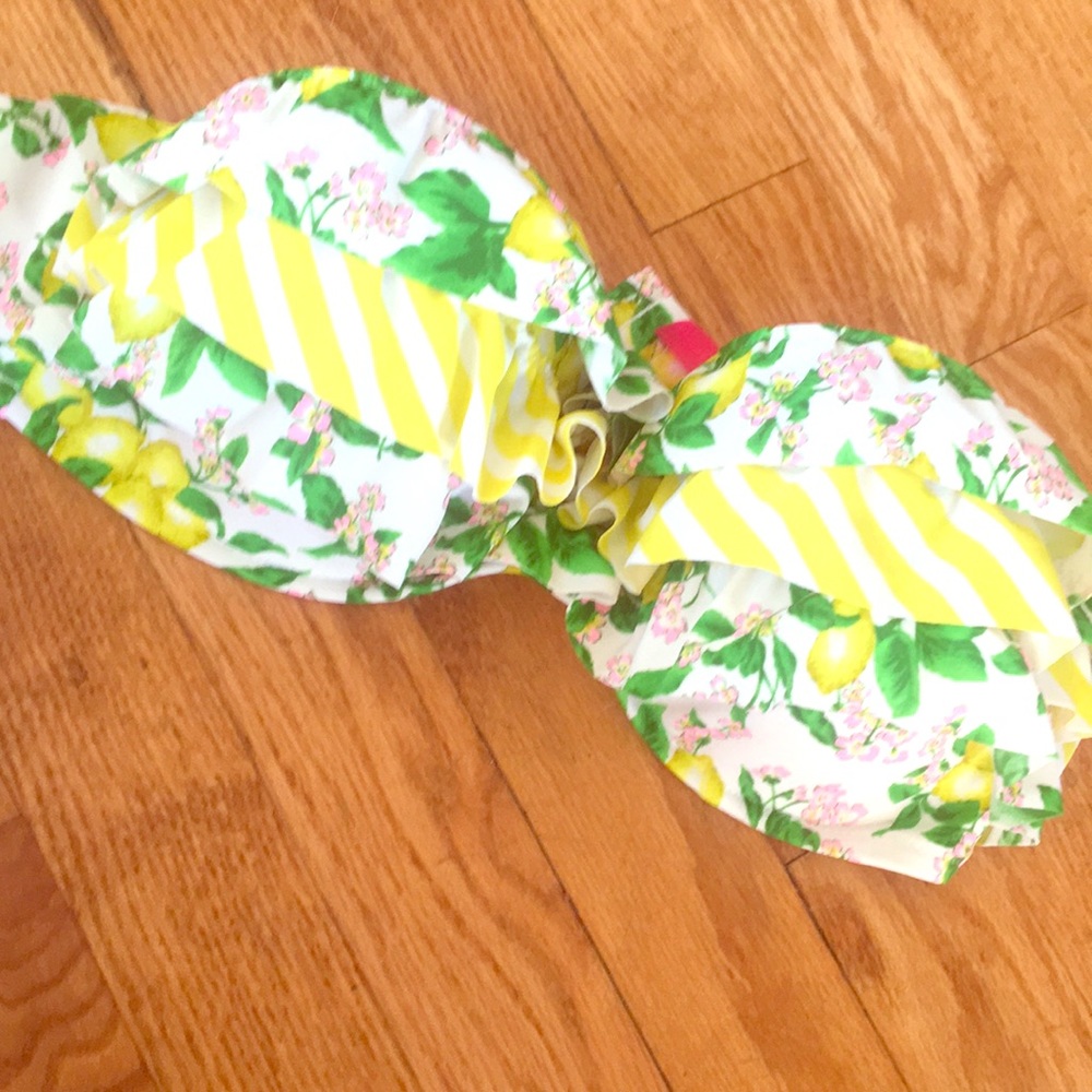 Victoria’s Secret Strapless Bikini